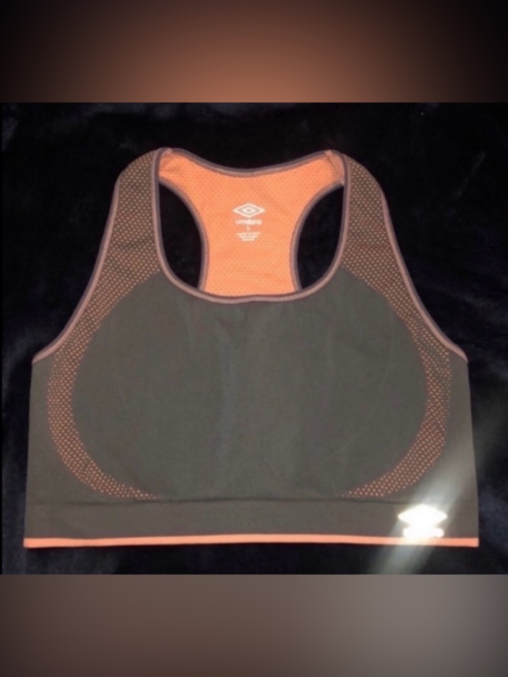 Umbro Peach & Gray reversible Sports Size Large